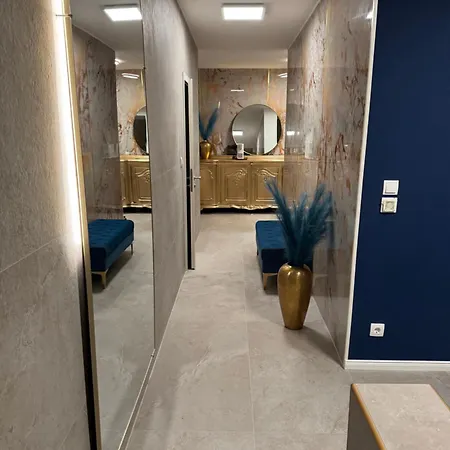 Emotion Apartments- Luxury Experience Mit Whirlpool-Badewanne *