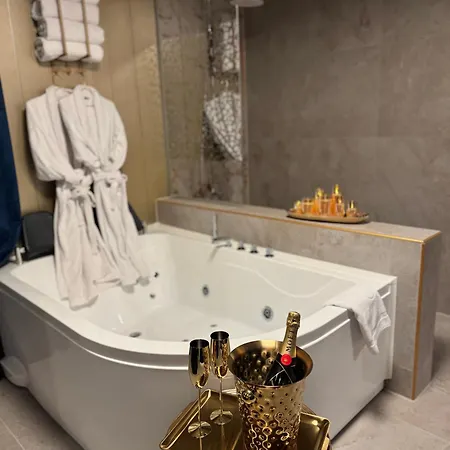 Emotion Apartments- Luxury Experience Mit Whirlpool-badewanne *
