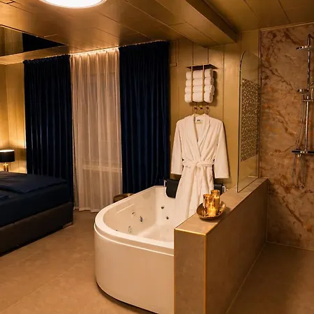 Emotion Apartments- Luxury Experience Mit Whirlpool-badewanne Vlotho